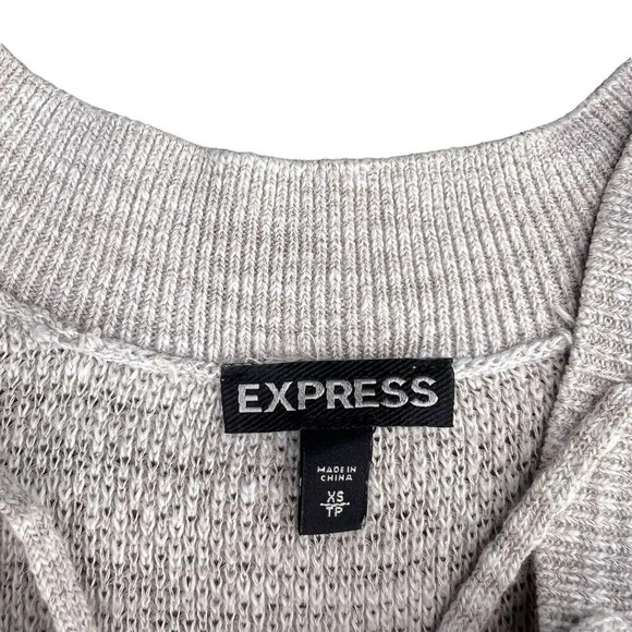 Express Women's XS Gray Cold Shoulder V-Neck Long Sleeve Casual Pullover Sweater - Picture 2 of 3